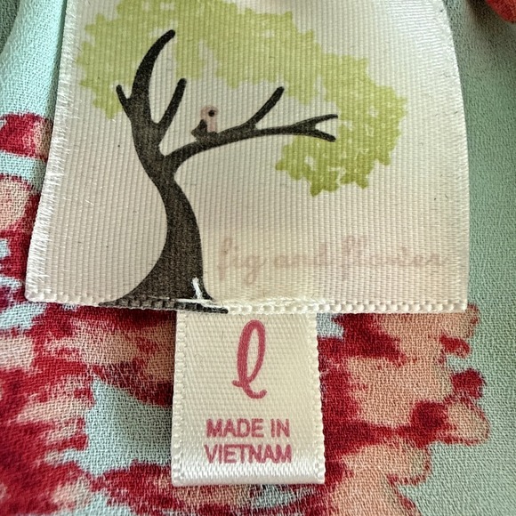 Fig & Flower V-Neck Floral 3/4 Sleeve Top Size L Festival Boho Feminine Fairy - Picture 7 of 14